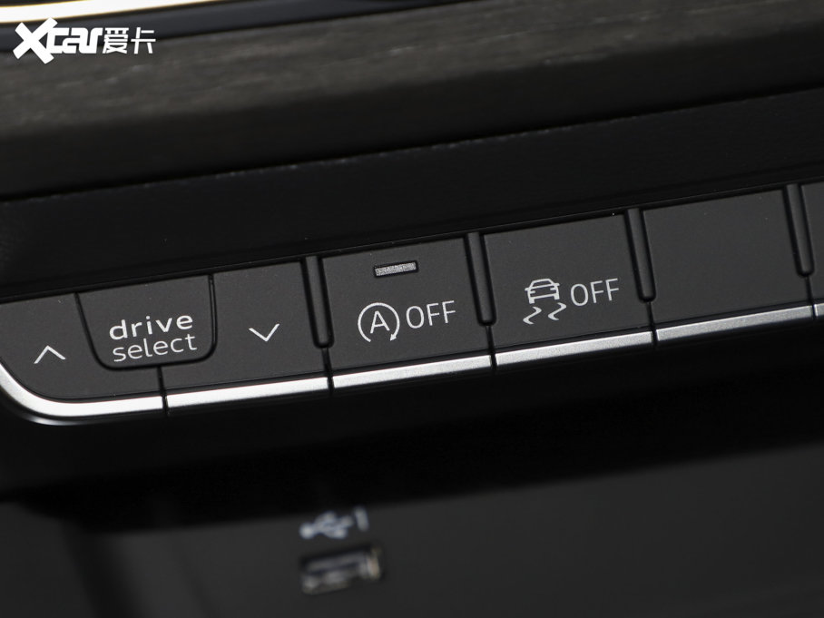 2023WA4L 40 TFSI AӸ 