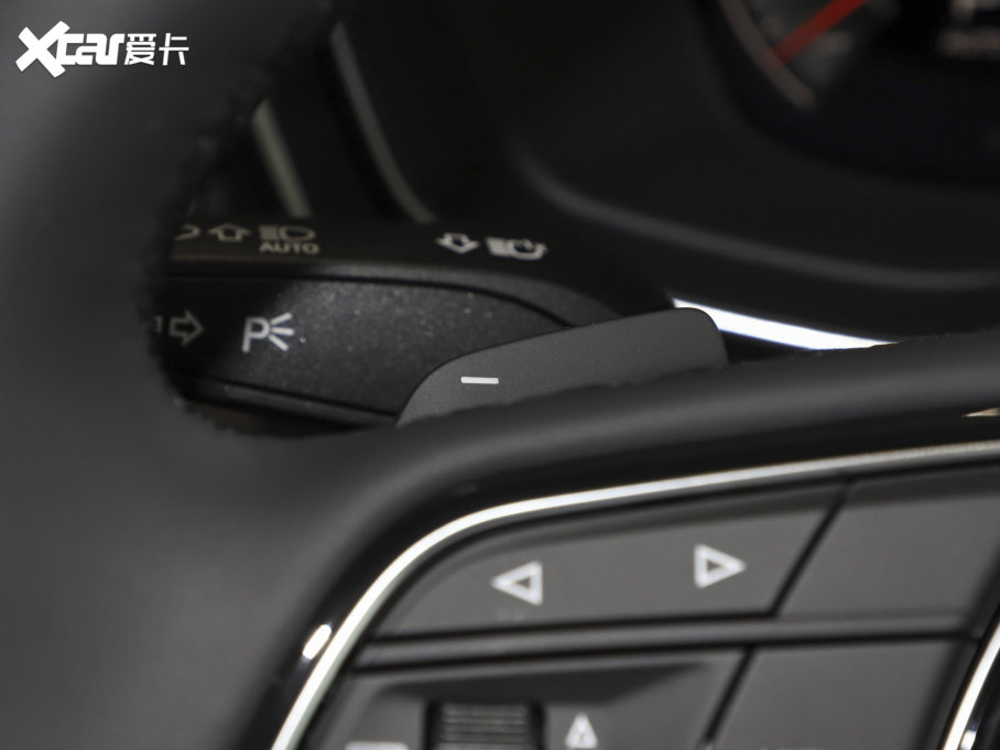 2023WA4L 40 TFSI AӸ 