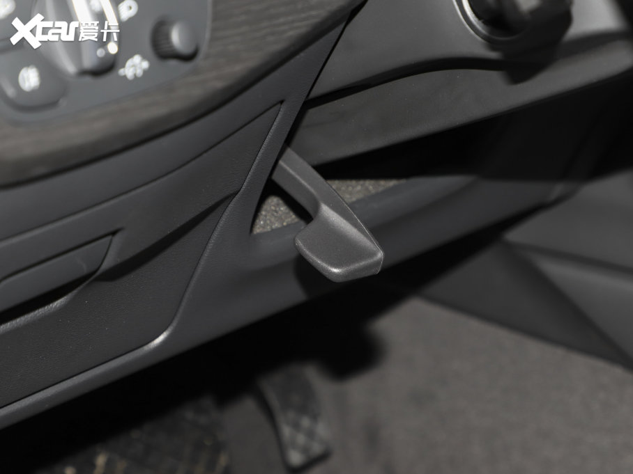 2023WA4L 40 TFSI AӸ 