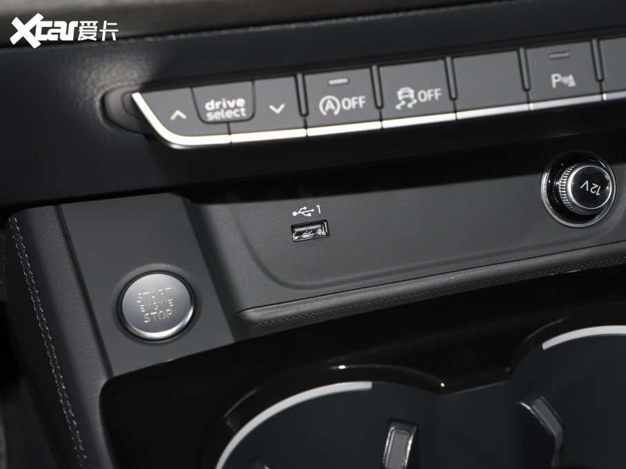 2023WA4L 40 TFSI AӸ 