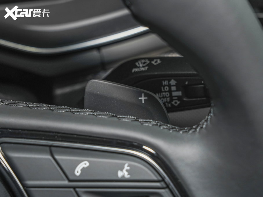 2023WA4L 40 TFSI quattro AӸ