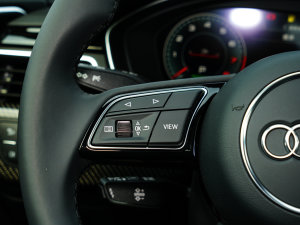 202345 TFSI quattro xӸ п؅^