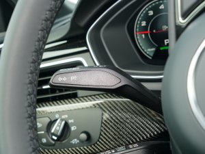 202345 TFSI quattro xӸ п؅^