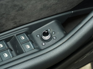 202345 TFSI quattro xӸ п؅^