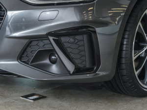 202340 TFSI quattro AӸ ^