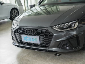 202340 TFSI quattro AӸ ^