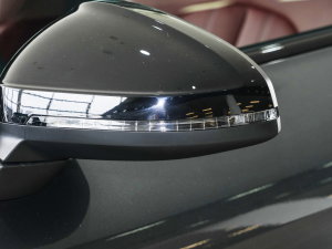 202340 TFSI quattro AӸ ^