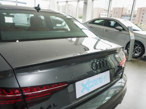 202340 TFSI quattro AӸ ^