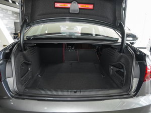 202340 TFSI quattro AӸ g