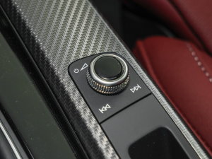 202340 TFSI quattro AӸ {