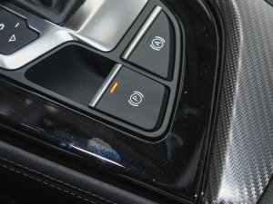 202340 TFSI quattro AӸ v܇Ƅ