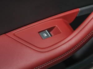 202340 TFSI quattro AӸ ܇ƅ^