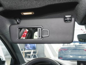 202340 TFSI quattro AӸ ꖰ壨