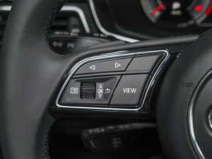 202340 TFSI quattro AӸ п؅^