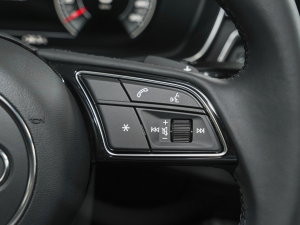 202340 TFSI quattro AӸ п؅^