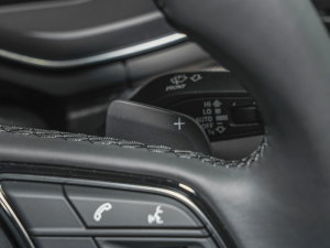 202340 TFSI quattro AӸ п؅^