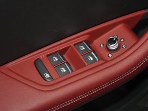 202340 TFSI quattro AӸ п؅^