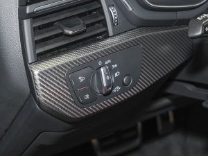 202340 TFSI quattro AӸ п؅^