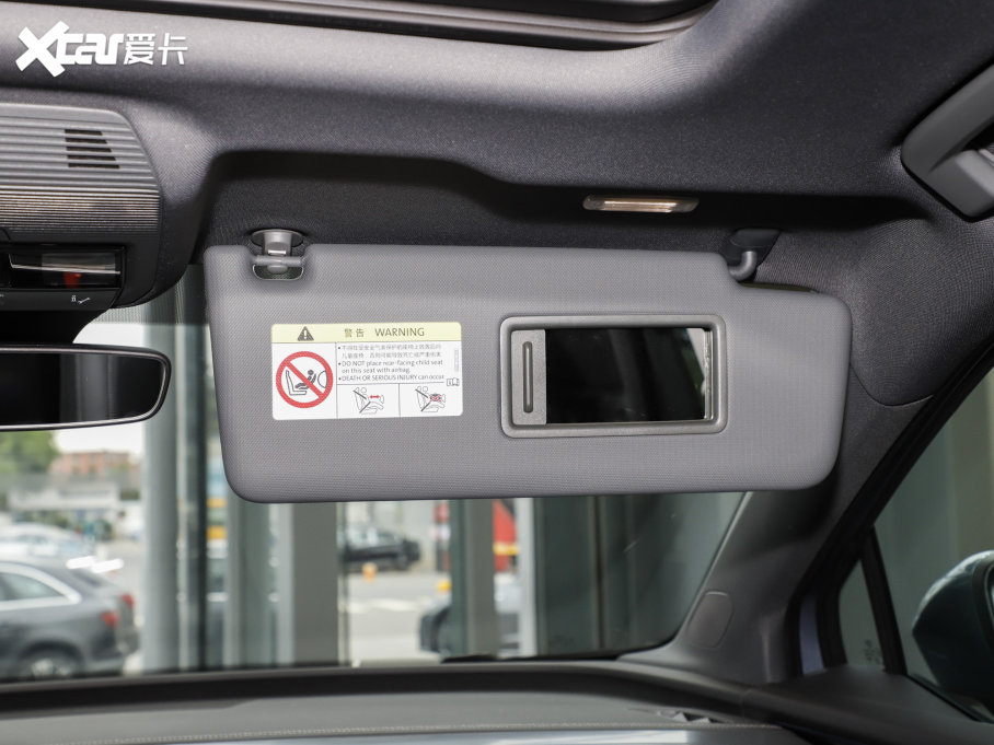 2023WQ4 e-tron 40 e-tron (chung)а