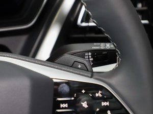 202340 e-tron а п؅^