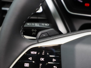 202340 e-tron а п؅^