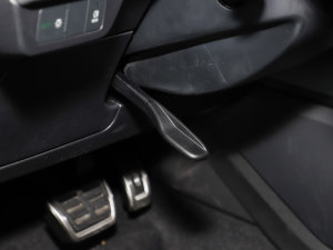 202340 e-tron а п؅^