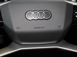 202340 e-tron а п؅^