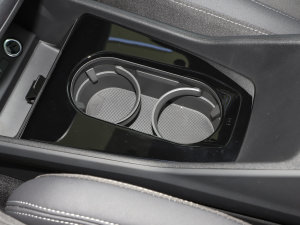 202340 e-tron ҹ ǰű