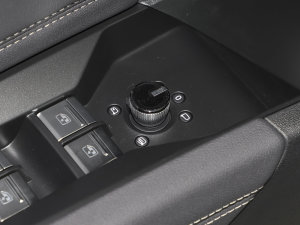 202340 e-tron (chung)ҹ п؅^(q)