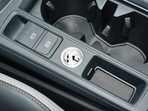 202445 TFSI quattro rЄӸ п؅^