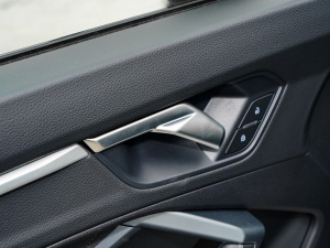 202445 TFSI quattro rЄӸ п؅^