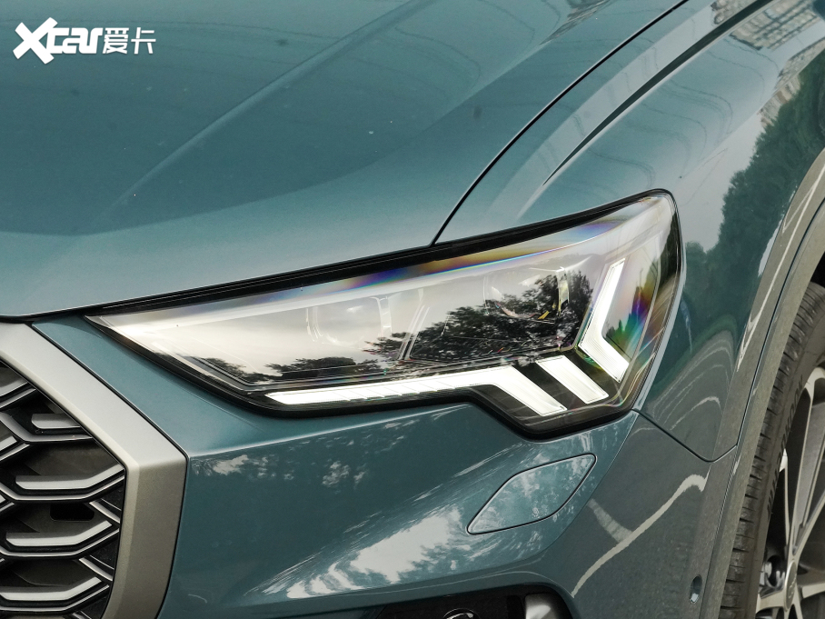 2024WQ3 Sportback 45 TFSI quattro ؄e