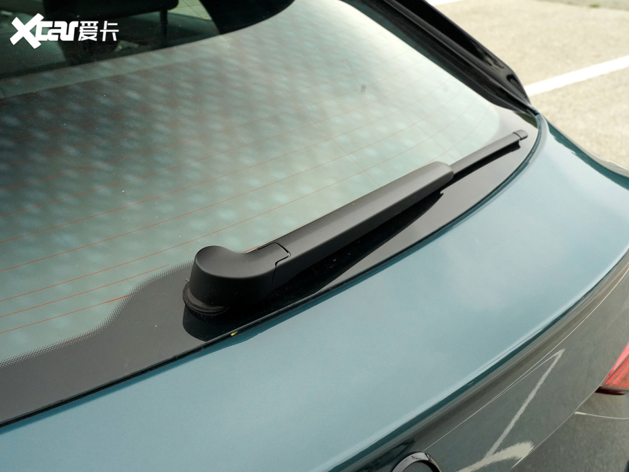 2024WQ3 Sportback 45 TFSI quattro ؄e