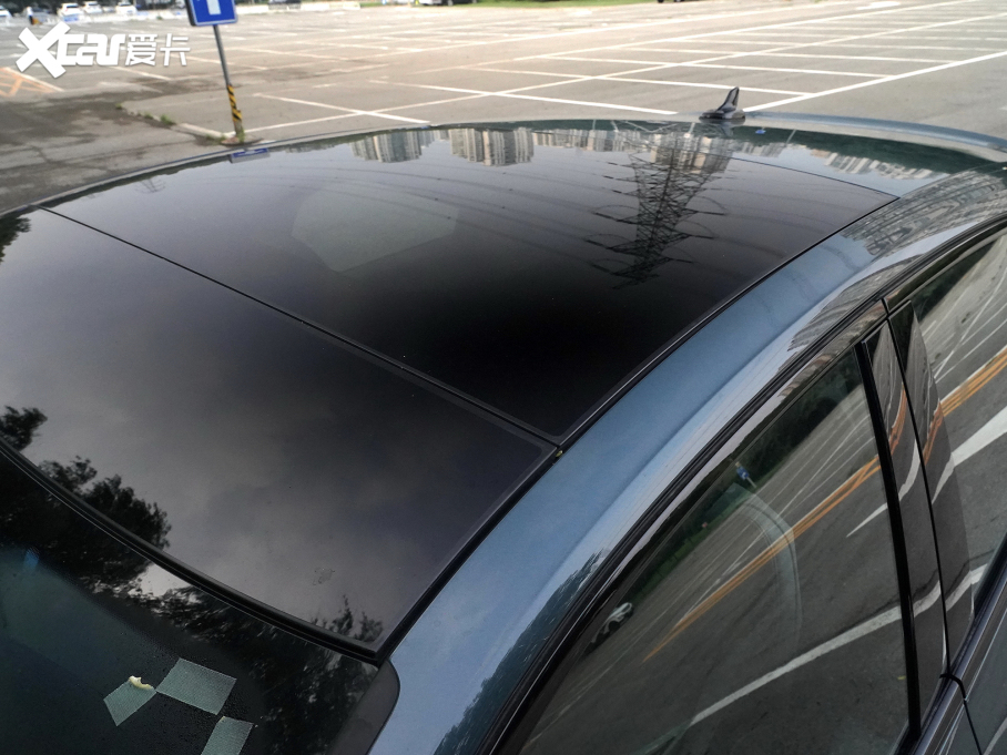 2024WQ3 Sportback 45 TFSI quattro ؄e