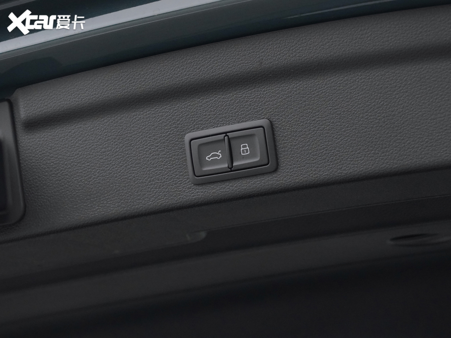 2024WQ3 Sportback 45 TFSI quattro ؄e