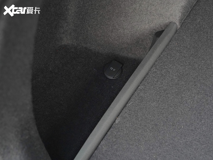 2024WQ3 Sportback 45 TFSI quattro ؄e