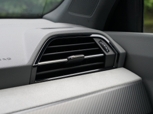 202445 TFSI quattro ؄e п؅^