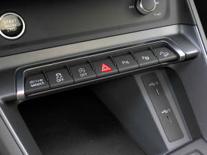 202445 TFSI quattro ؄e п؅^