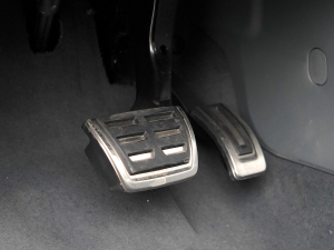 202445 TFSI quattro ؄e п؅^