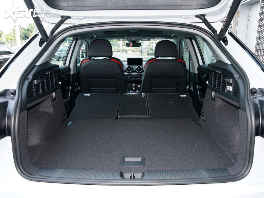 2024WQ2L 35 TFSI AӸ