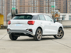 2024款35 TFSI 时尚动感型 右后45度