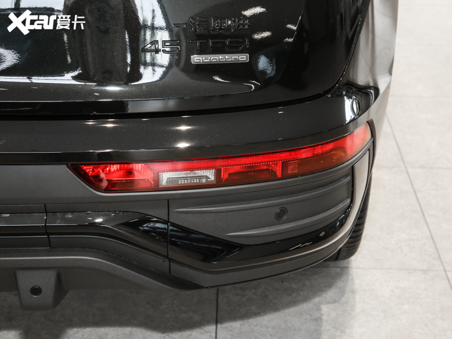 2024µQ5L Sportback 45 TFSI 