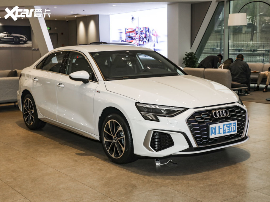 2025WA3 Sportback 35TFSI r S line