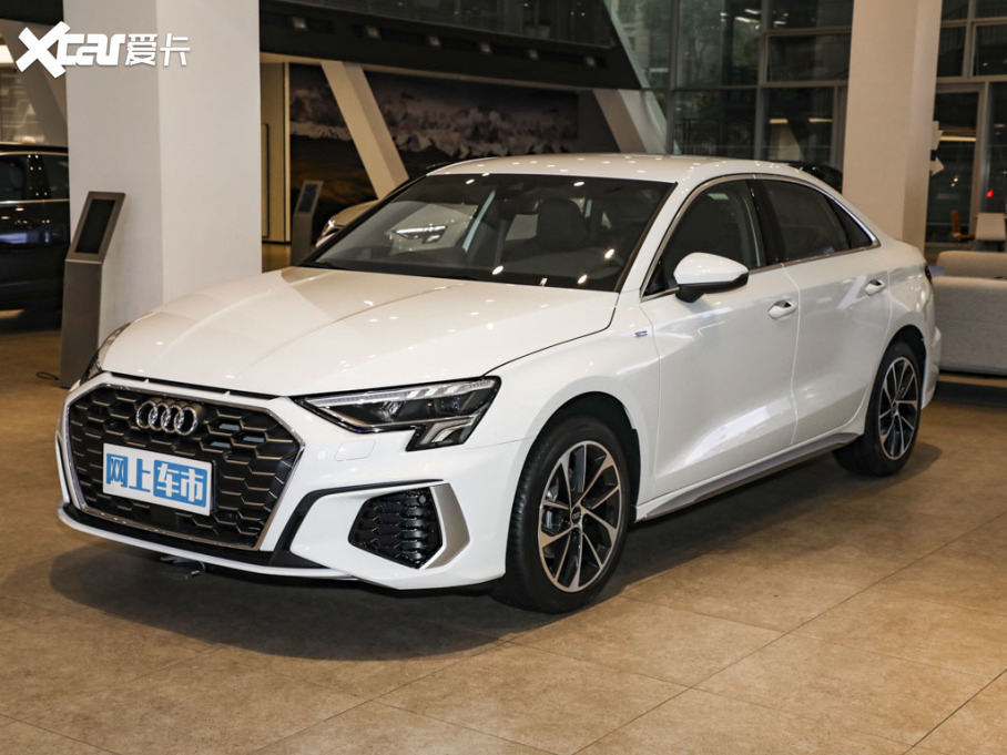 2025WA3 Sportback 35TFSI r S line