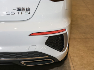 2025Sportback 35TFSI r(sh) S line (x)(ji)^(gun)