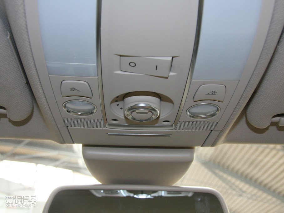 2011?yun)WA6L 2.8FSI Ԅ(dng)(q)A