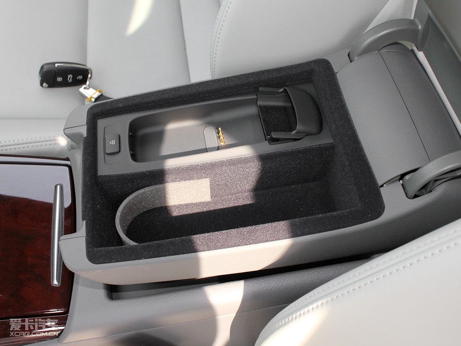 2011?yun)WA6L 2.8FSI CVT(q)A