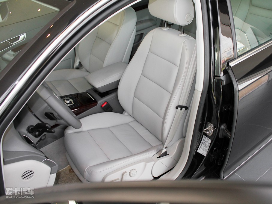 2011WA6L 2.8FSI CVT(q)A