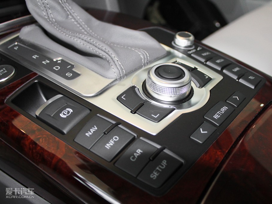 2011?yun)WA6L 2.8FSI CVT(q)A