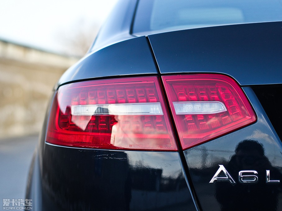 2011WA6L 2.0T CVT(q)m